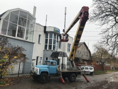 Автовишка Бровари. Послуги автовишки Бровари (067) 441 30 25.