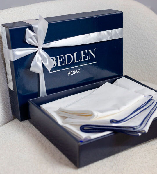 Нова постільна білизна перкаль Premium White від Bedlen