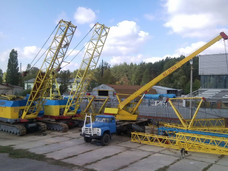 Кран гусеничний МКГ-25БР. Продажа (067) 441 30 25.
